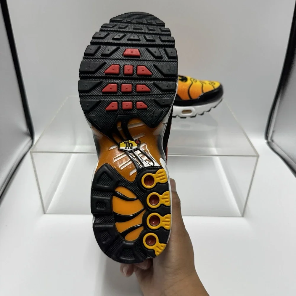 Brand New Nike Air Max Plus GS Sunset CD0609-029 Size 6.5Y Youth / Women's 8